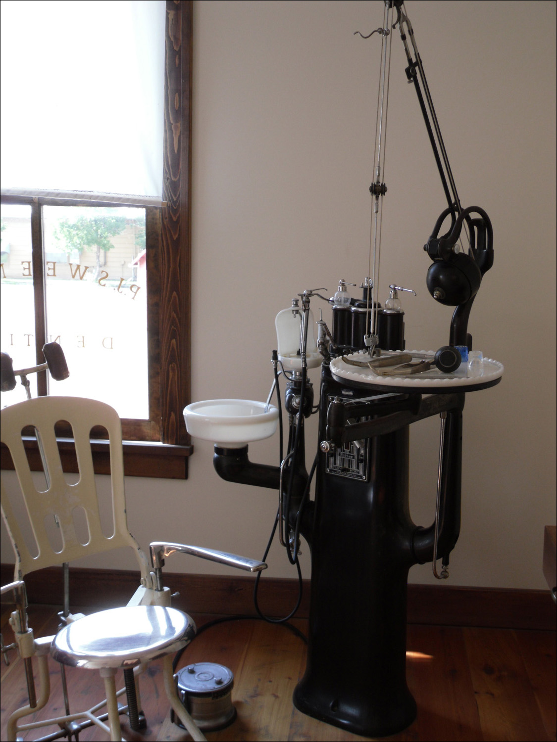 Fort Benton, MT Agriculture Museum-dentist's office